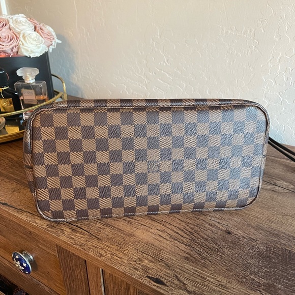 Louis Vuitton Neverfull Damier Ebene MM - Picture 3 of 13